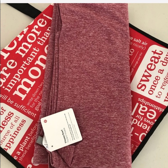 NWT HTAU LULULEMON VINYASA SCARF BUTTON AUBURN OS - Picture 3 of 8